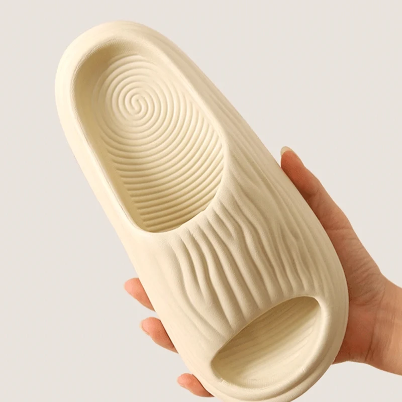 Домашние тапочки с принтом в ассортименте