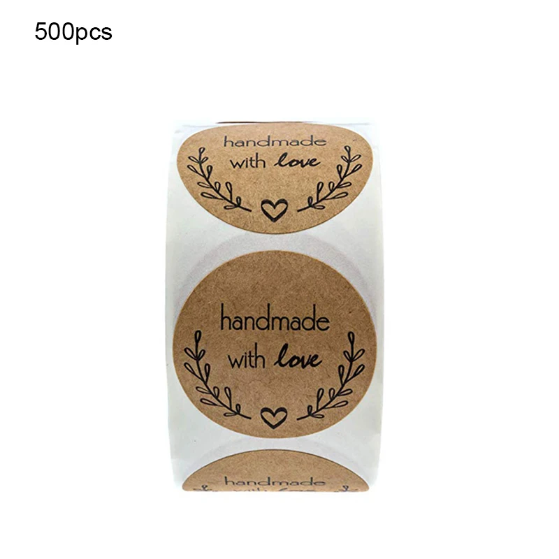 

Крафт-бумага с надписью «handmade with love»