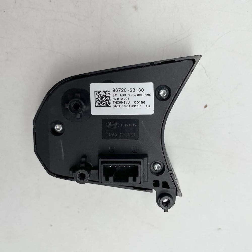 Кнопки круиз-контроля на руль для Hyundai Santa Fe Ix45 2019 2020 2021 2022 96720-S3110