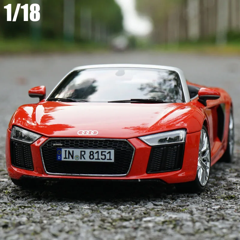 

1:18 Audi R8 V10 Plus Spyder Convertible Roadster Alloy Diecast Car Model Toy Car Original Box Collection Gifts Free Shipping