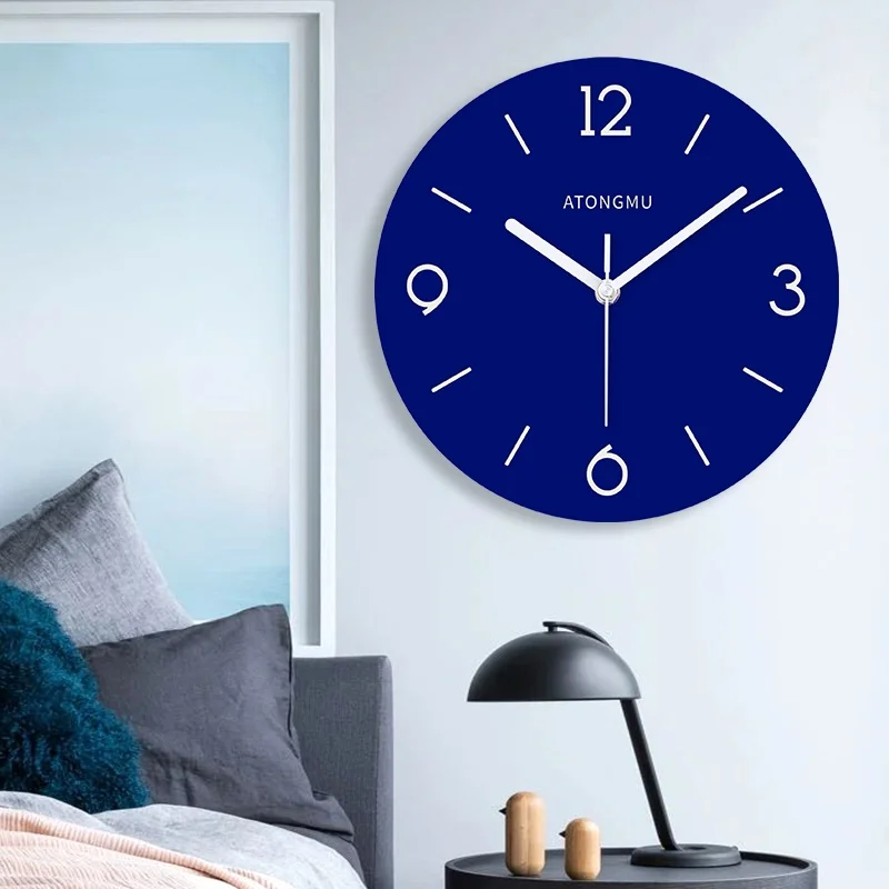 

Klein blue Nordic clock wall clock living room modern minimalist atmosphere creative fashion light luxury art wall clock