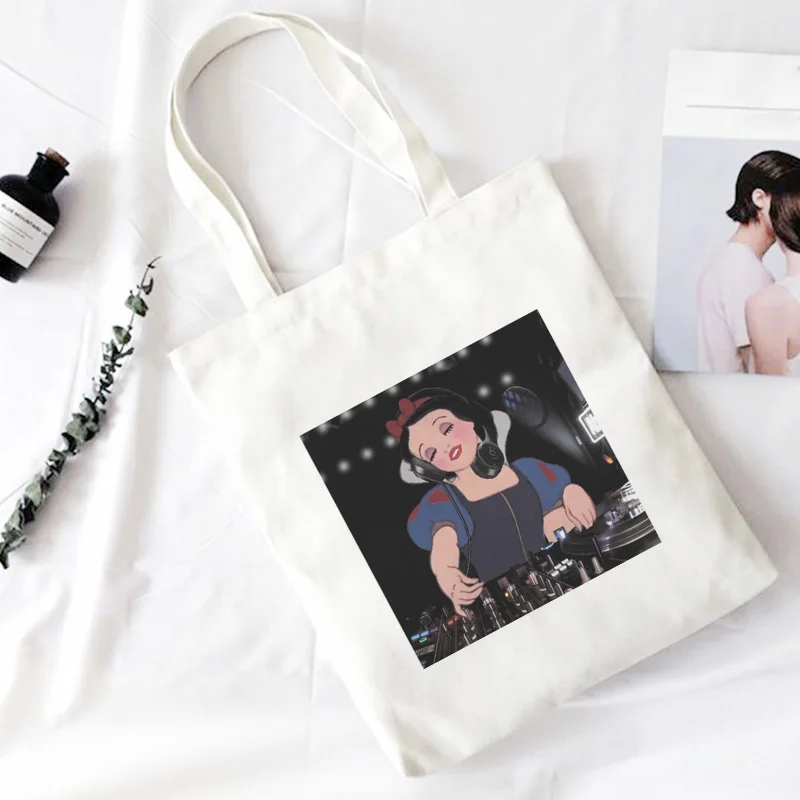 

Сумка-мессенджер женская с надписью «Love To Play»