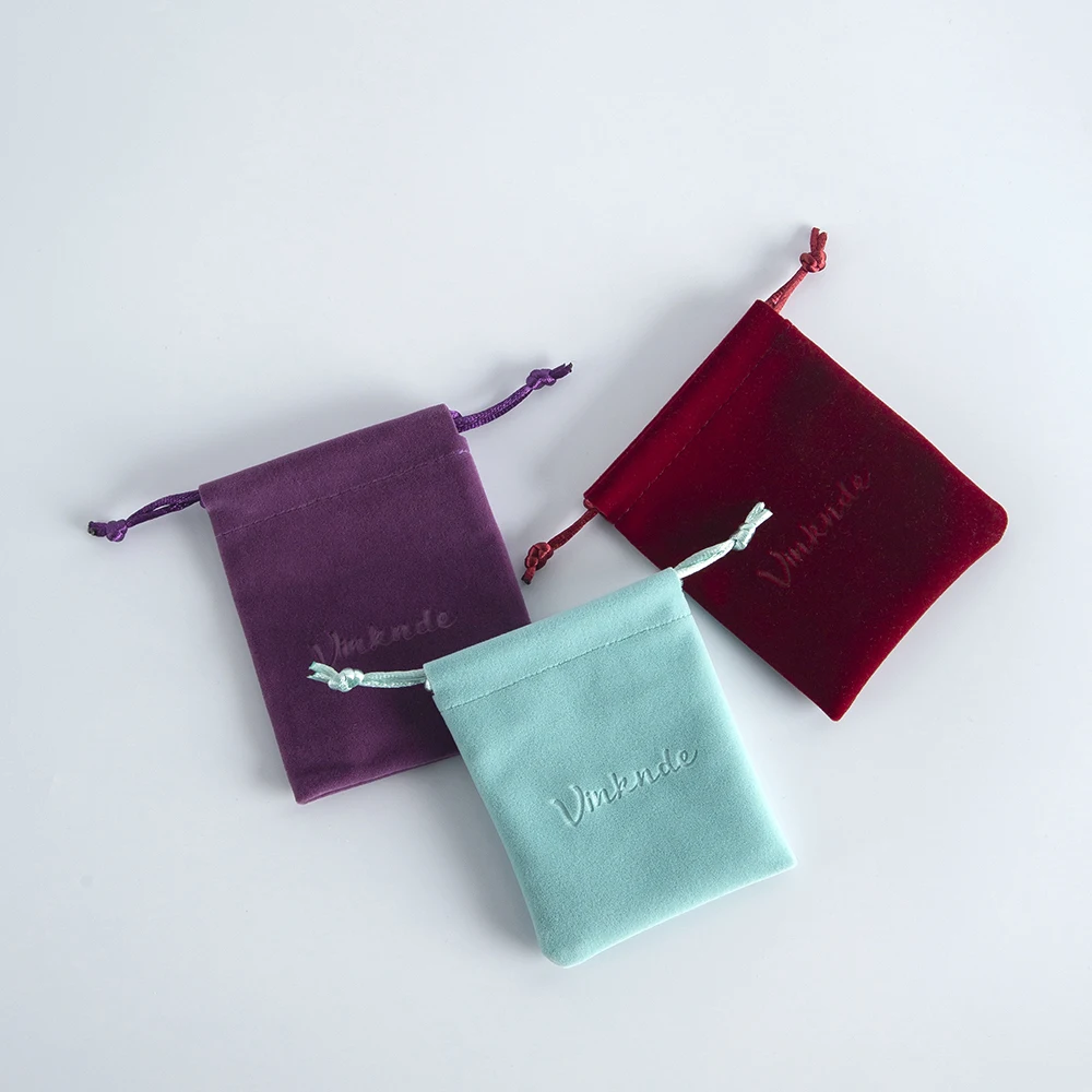 100pcs/Lot 7x9cm Custom Logo Debossed Drawstring Velvet Bags Jewelry Earrings Rings Pouches Christmas Wedding Gift Packaging Bag