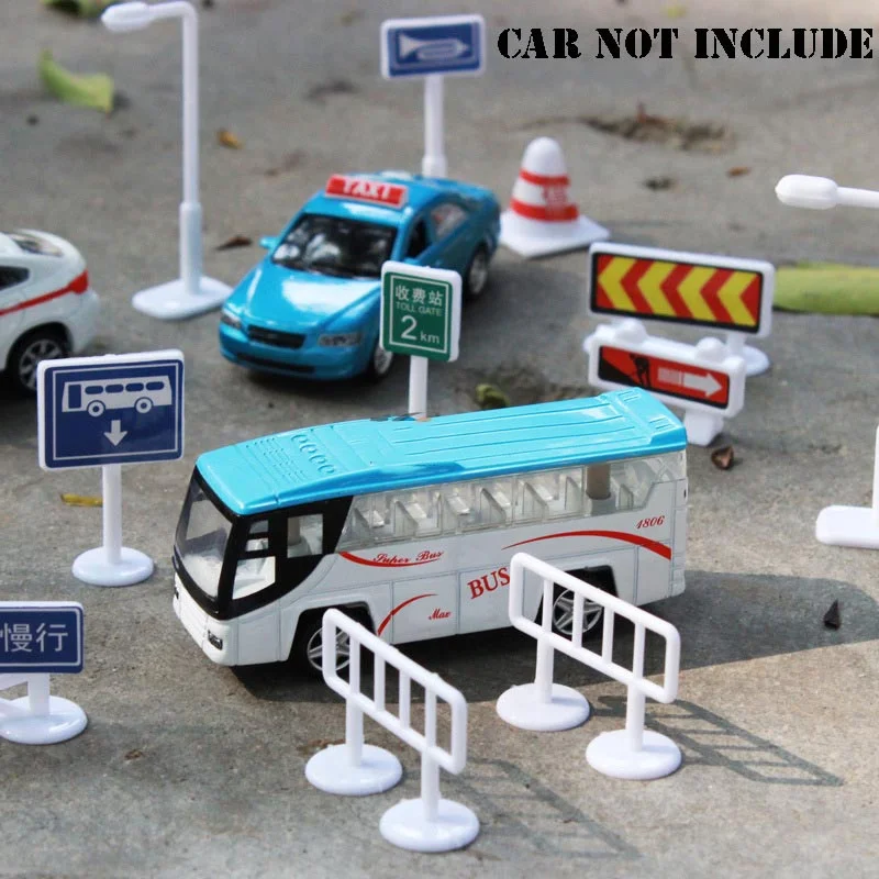 

28 Pcs DIY Model Scene Toys For Children Mini Street Lamp Traffic Light Road Sign Educational Toys City Model Toy Sets