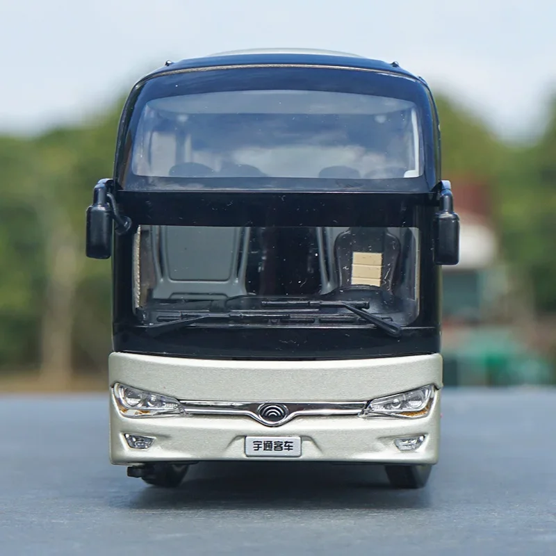 Фото Коллекционный 1:42 Yutong 6128 Suqi Express Alloy Tourist Highway Bus Миниатюрный, высококачественный игрушечный автобус-симулятор для взрослых №3