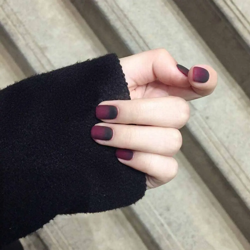 

24Pcs/Set Professional Pink Black Classic Natural Manicure Tool Full Cover Fake Nails False Nail Tips With Glue