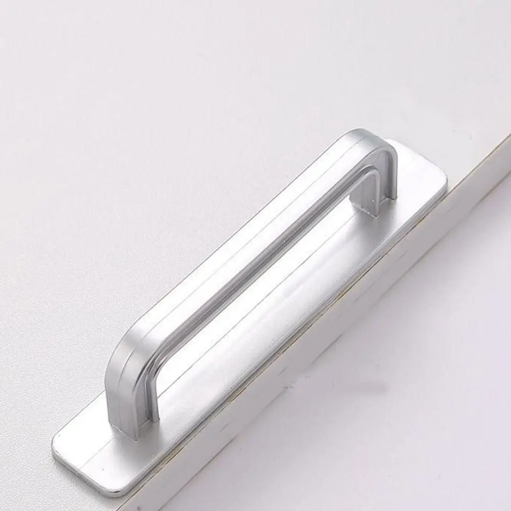 

Самоклеящиеся дверные ручки