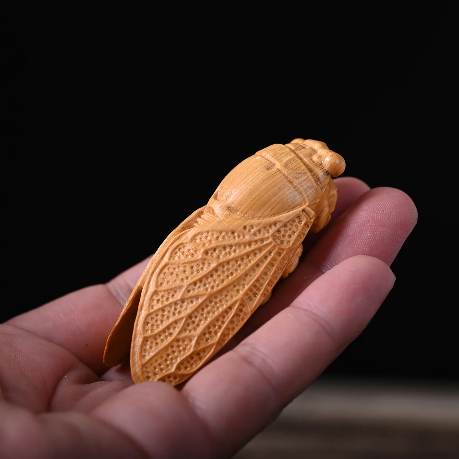 

Самшит, резьба по дереву, фигурка животного, цикада, орнамент, деревянные поделки, украшение для дома, коллекция подарков, сувениры