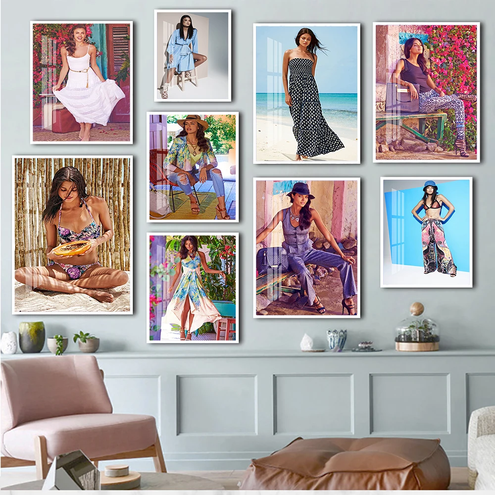 

Daniela Braga Star Art Print Poster Fashion Model Modern Canvas Painting Bedroom Decor Wall Stickers