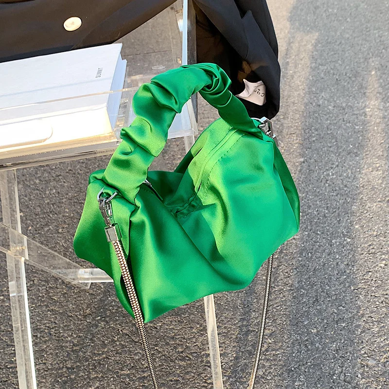 

Элегантные шелковые Наплечные сумки для женщин, новинка 2022, однотонная сумка через плечо для подмышек, роскошный дизайн, женская сумка и кош...