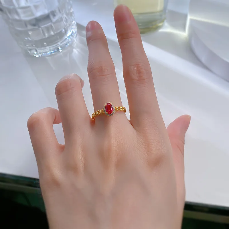 Женское кольцо из серебра 100% пробы с высокоуглеродистыми бриллиантами 4 Х6 мм