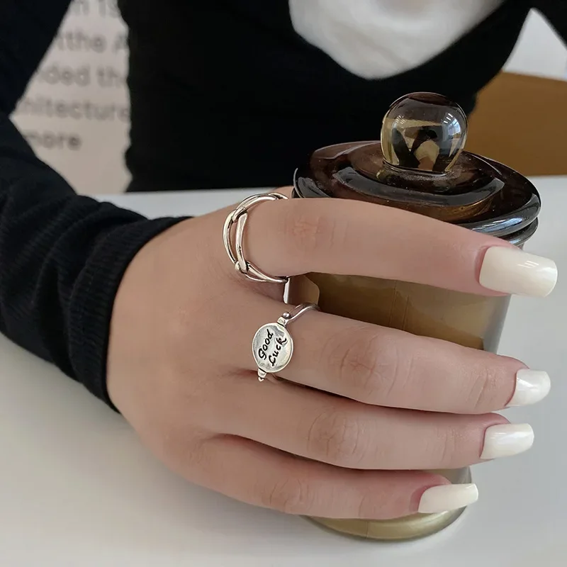 Женское кольцо с английскими буквами простое Открытое в стиле ретро