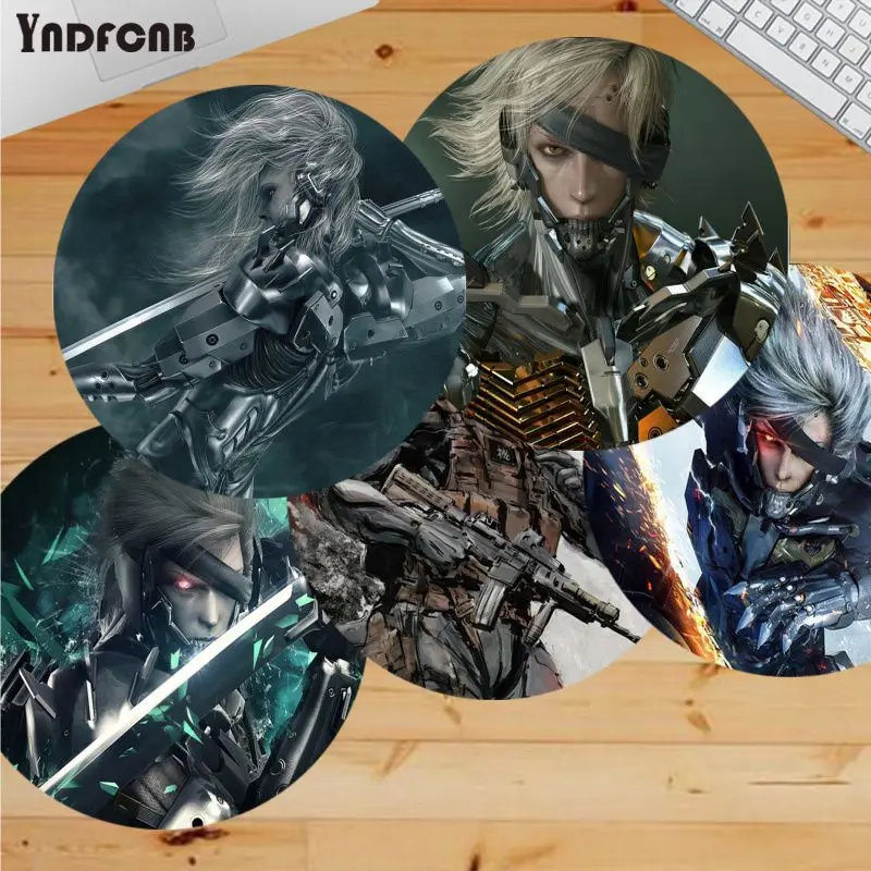 

Top Quality Metal Gear Solid Soft Rubber Professional Gaming Mouse Pad Computer gaming Mousepad Rug For PC Laptop Notebook