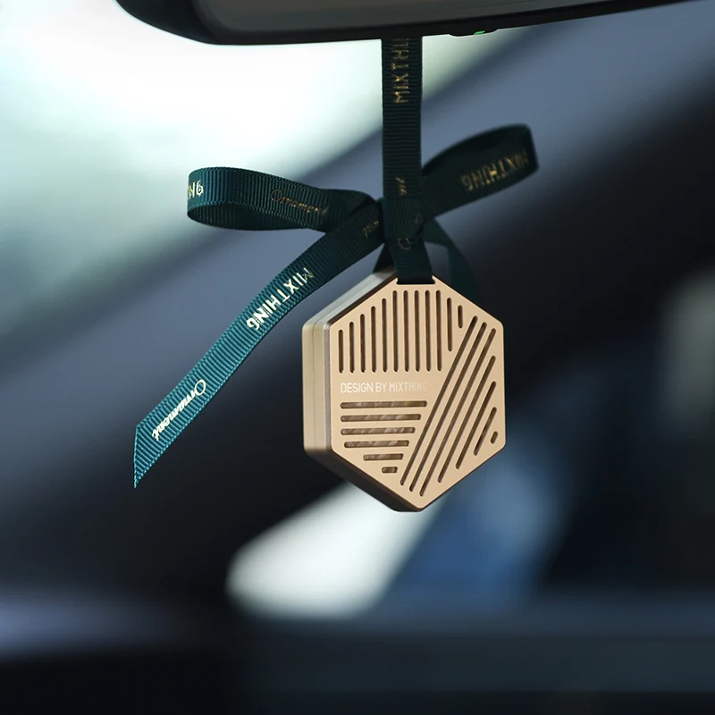 

Car Aromatherapy Pendant Car Perfume Air Outlet Ornaments inside Car Solid Balm High-Grade Ornaments