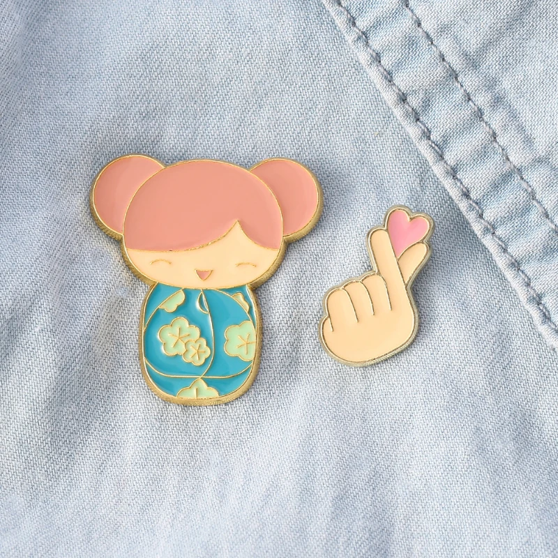 

Cartoon Christmas Girl Than Heart New Year Gift Badges Lapel Pins Women's Brooch Pin Friends Fashion Jewelry Accessories