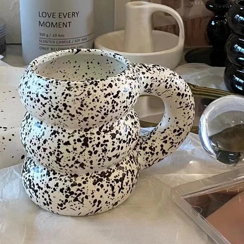 

Creative Water Cup Ceramic Mug Nordic Coffee Cups with Big Handrip Colored Ceramics Big Juice Mugs Tire shape cup