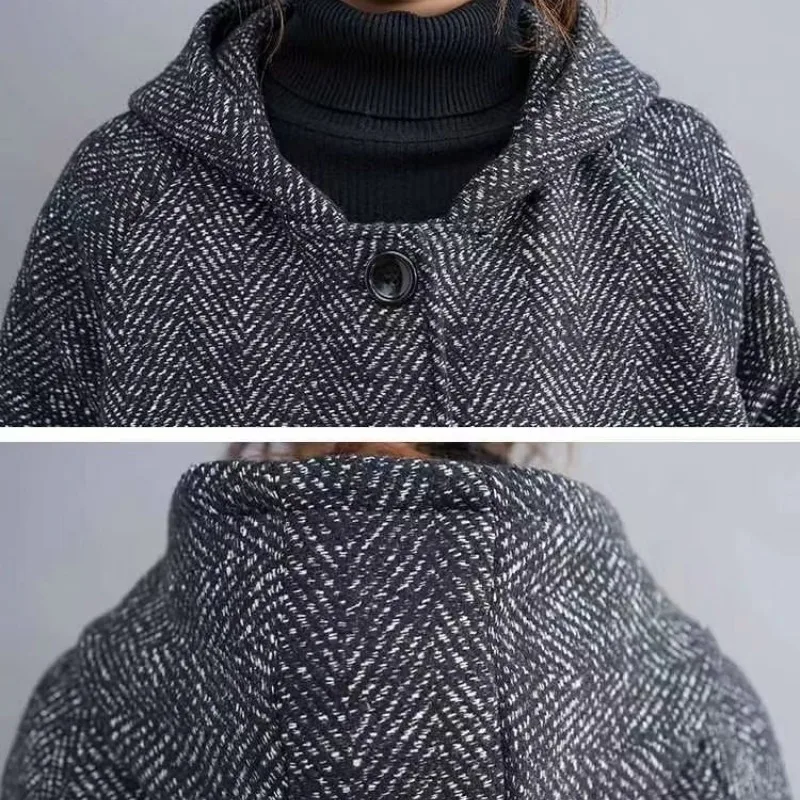 Женский кардиган с капюшоном однотонный шерстяной в клетку длинным рукавом и