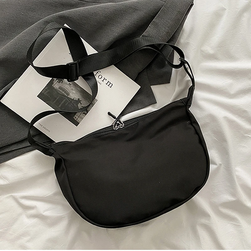 

Однотонные нагрудные сумки для женщин, вместительные дорожные Женские поясные сумки через плечо с полумесяцем, забавные повседневные дамс...