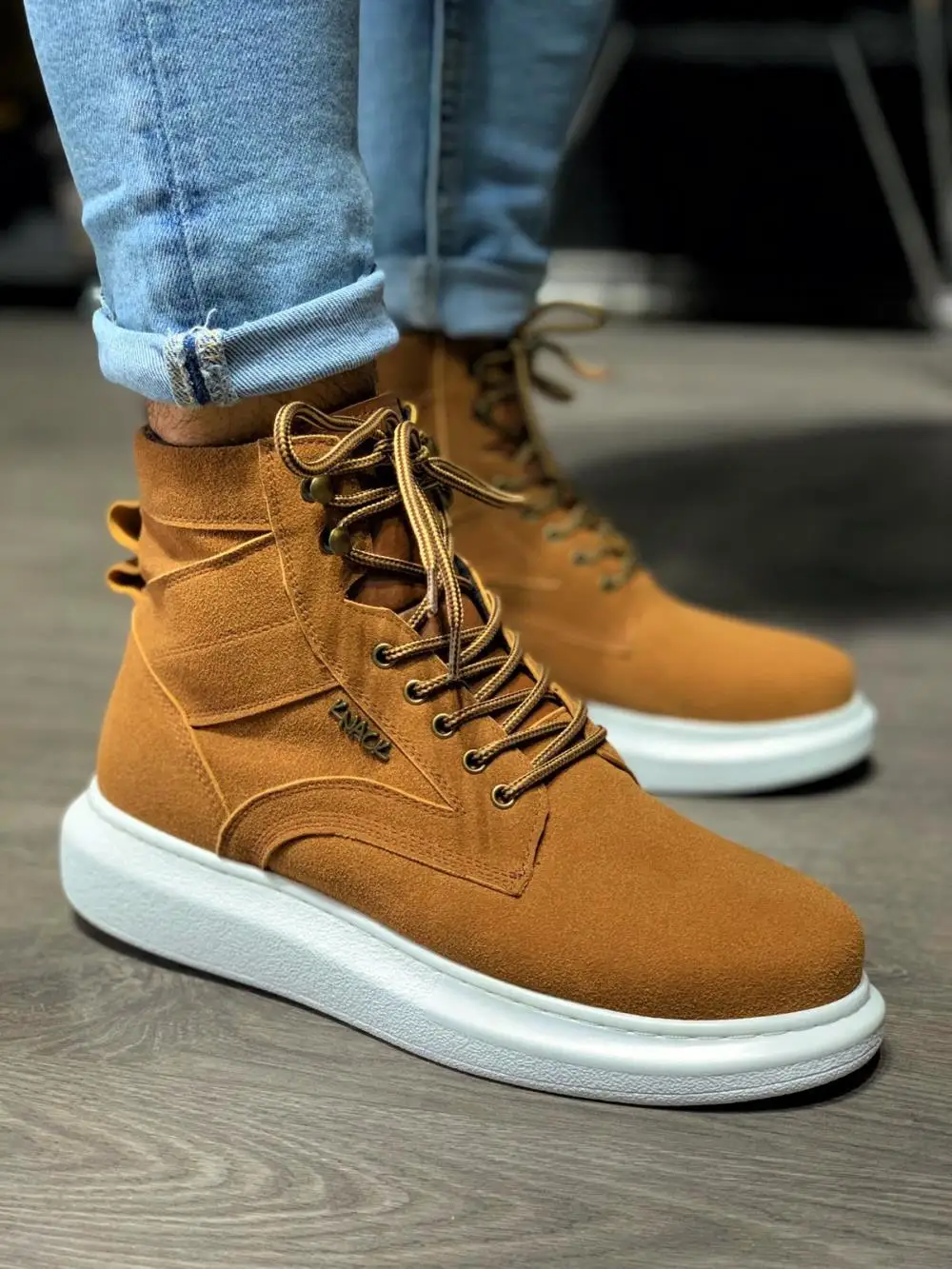 

Knack Men Boots Tan Color Artificial Leather Lace-Up Suede White Base Original Design Brand New Model Spring Fall Young Fashion stylish B-404