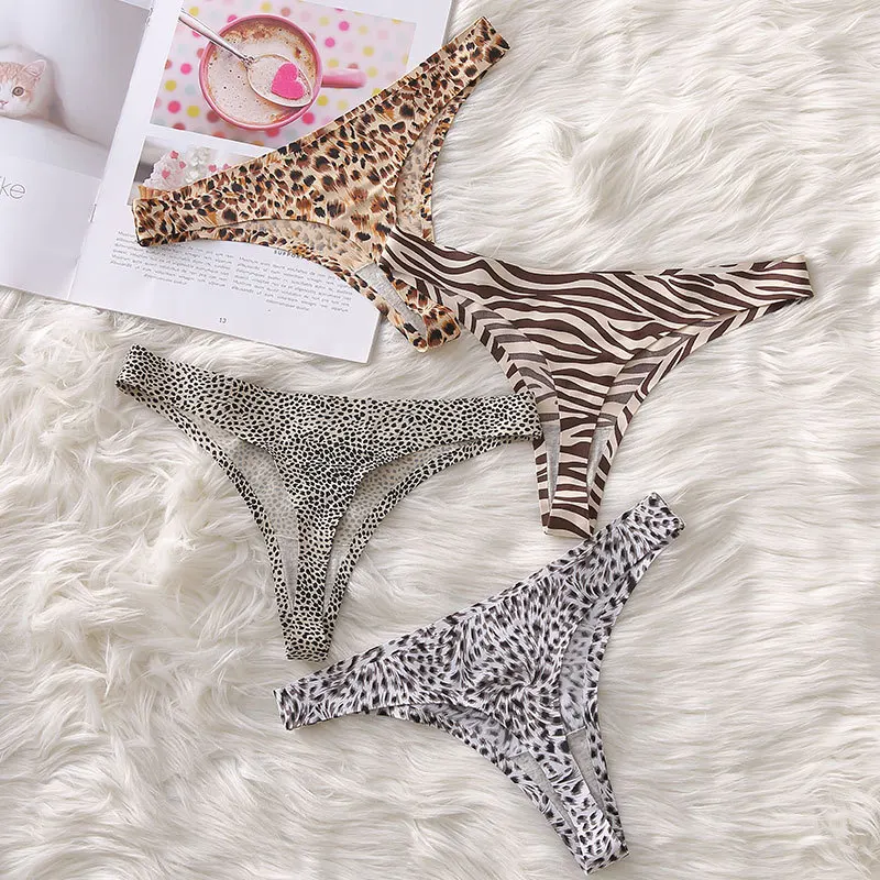 

Ladies Thong Panties Sexy Leopard Spotted Ice Silk Low Waist Seamless Ladies Breathable Comfort Fit Briefs Thongs