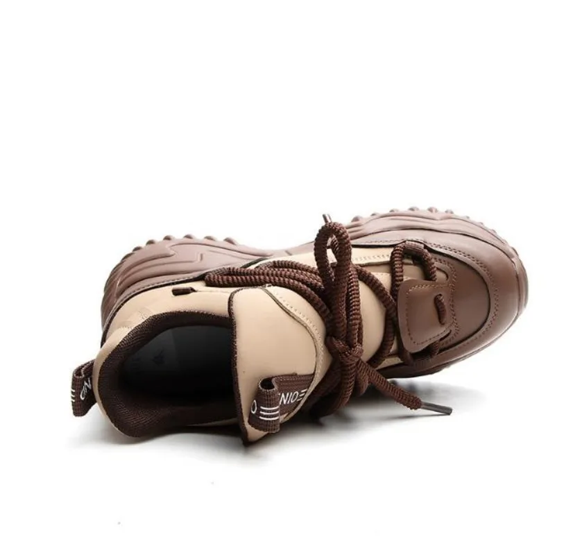 Женские кроссовки из натуральной кожи на танкетке 7 5 см