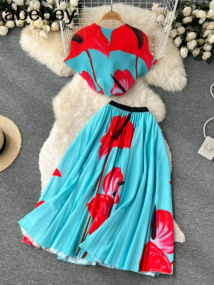 

Bohemian Vacation Beach 2pcs Set Women Floral Printed Short Sleeve Tops And High Waist Pleated Long Skirt Suit Spring Summer