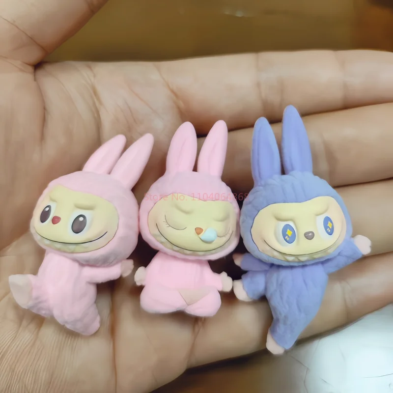 Новая мини-кукла Labubu для йоги милая игрушка ручной работы Настольная