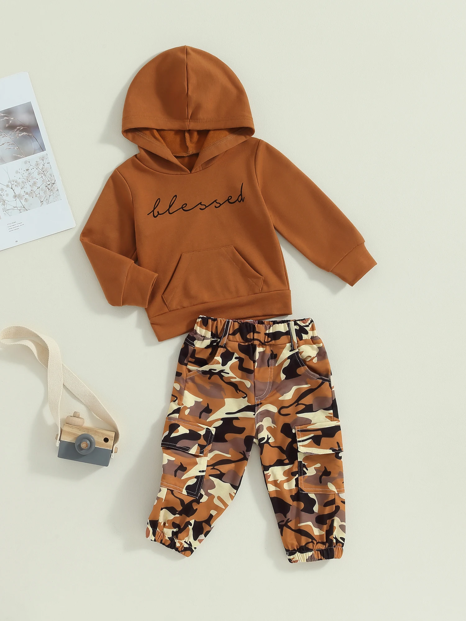 

Adorable Toddler Girl Winter Clothes Set with Blessed Hoodie and Camo Pants - Perfect Tracksuit for Your Little Princess