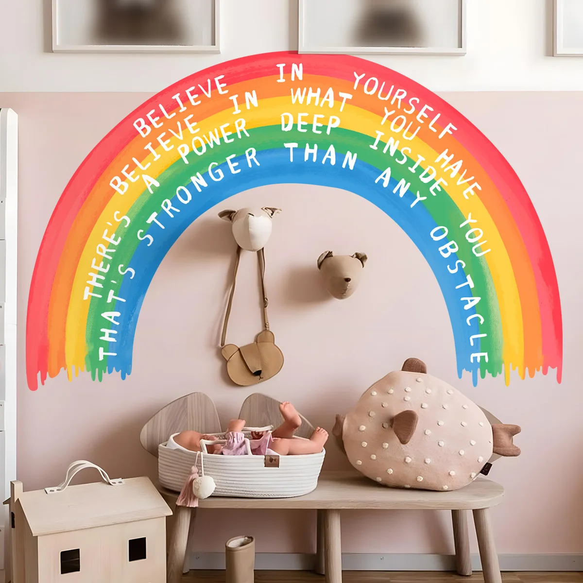 

Настенные наклейки для детской комнаты