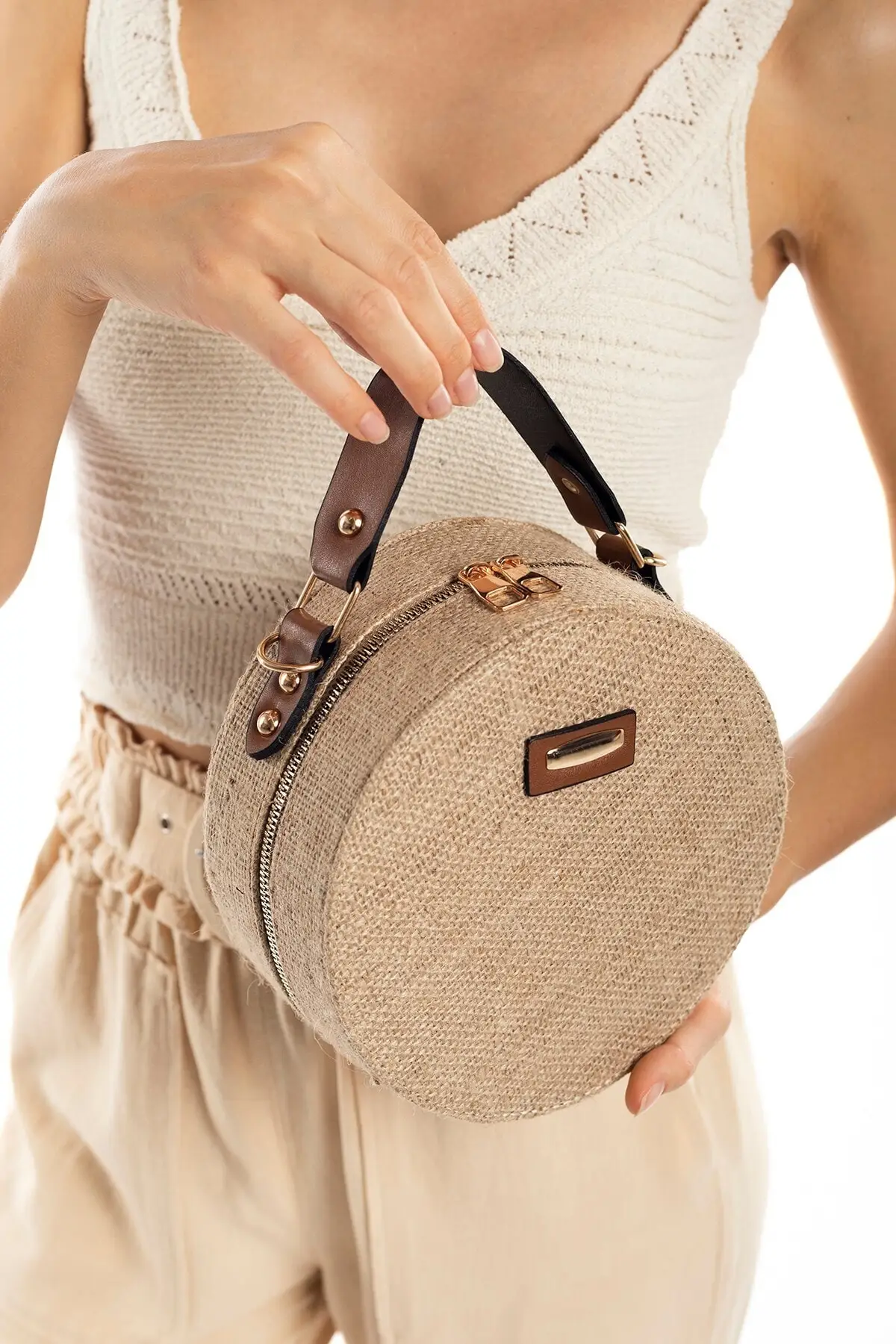 

Women round straw shoulder bag MK1020020YA12-001