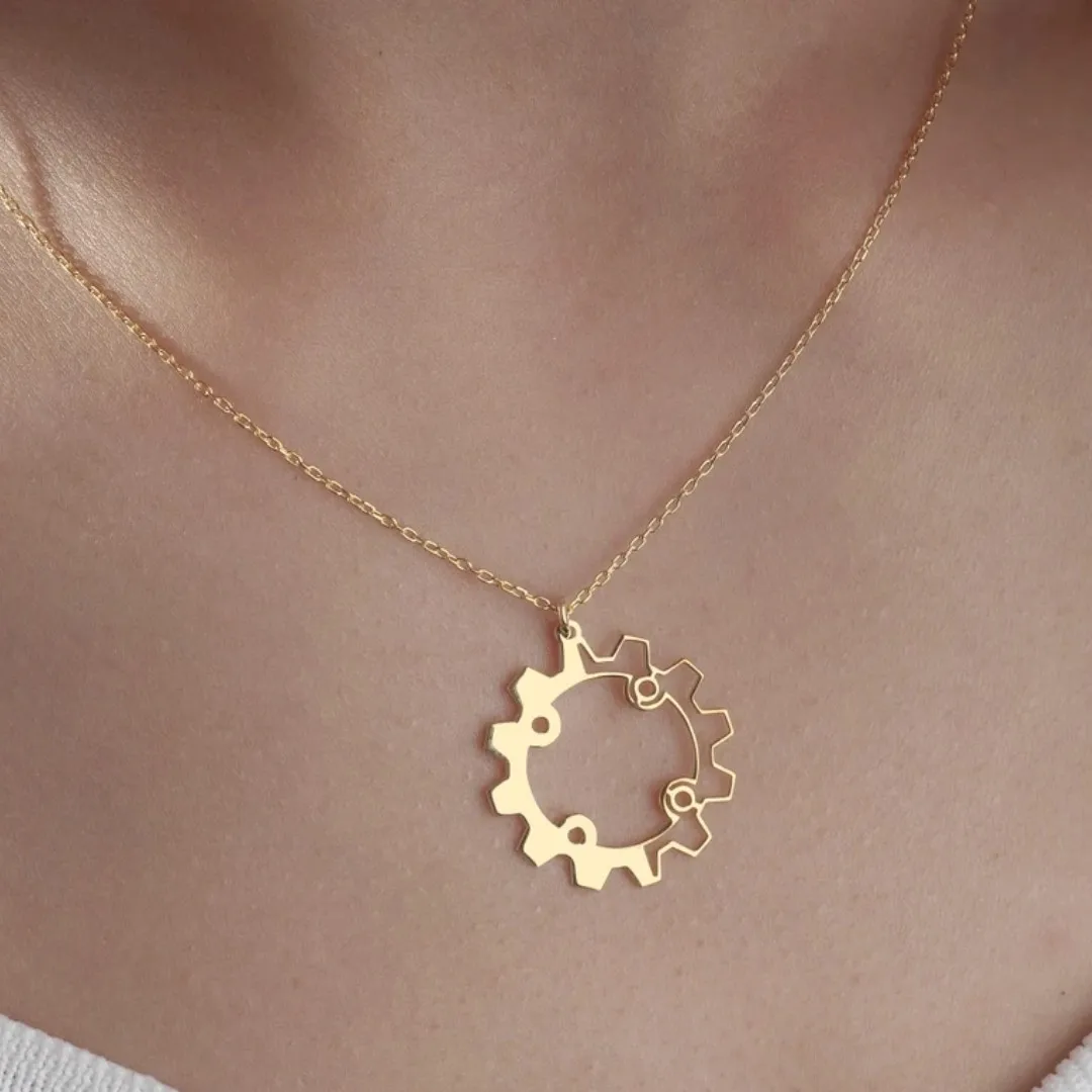 

Punk Stainless Steel Mechanical Gear Pendant Jewelry for Women Men Personality Geometric Hip Hop Rock Party Necklace