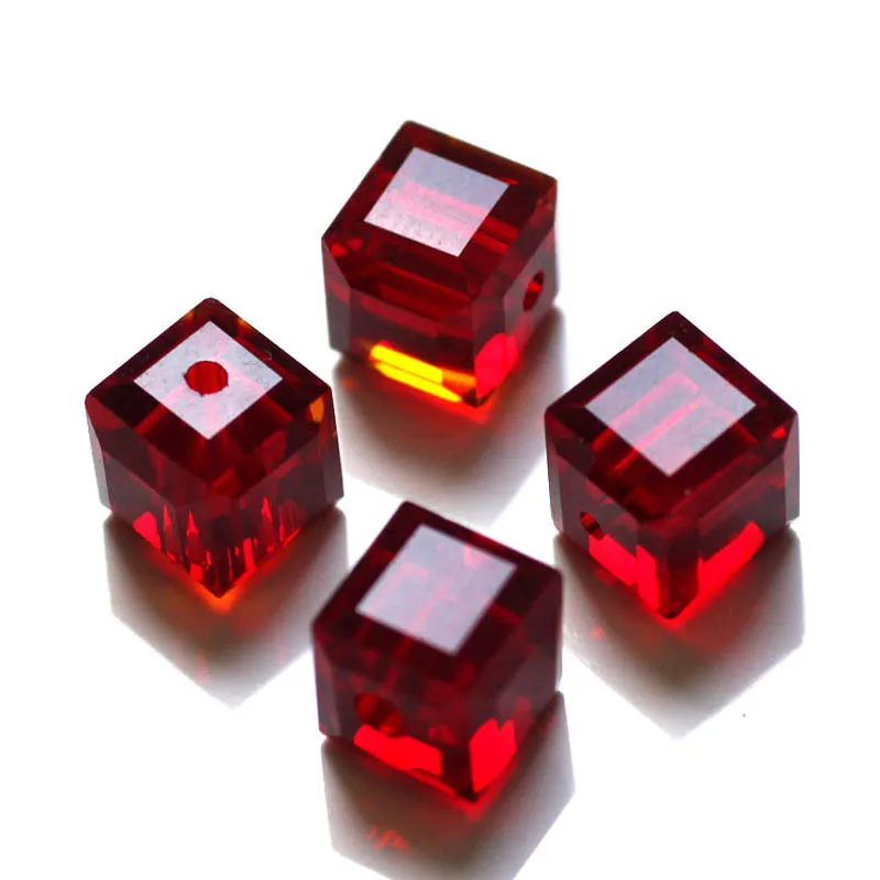 Квадратные стеклянные бусины 6x6 6 цветов мм