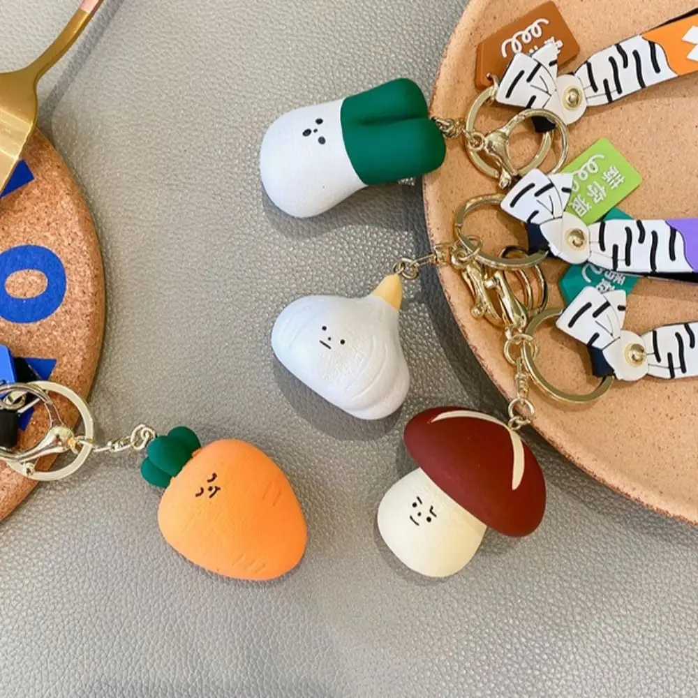 

Cartoon Simulated Vegetable Keychain Cute Garlic Radish Mushroom Keyring Creative Couple Car Bag Pendant Key Holder
