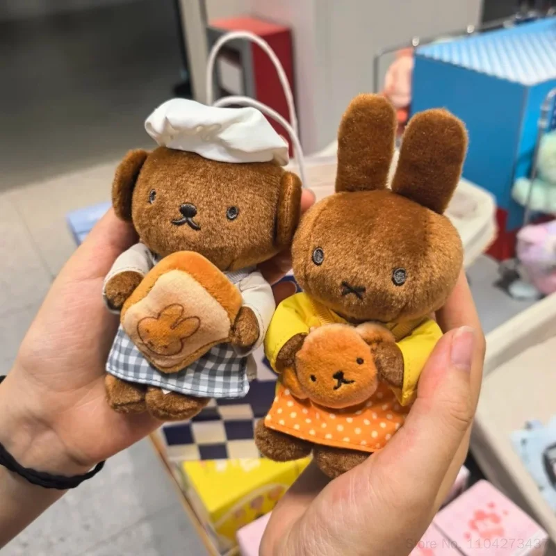 Фото Коллекционная фигурка Miffy из серии Original Bakery: модная трендовая игрушка, аниме-фигурка, модель, брелок, подарок на день рождения для фанатов аниме №2
