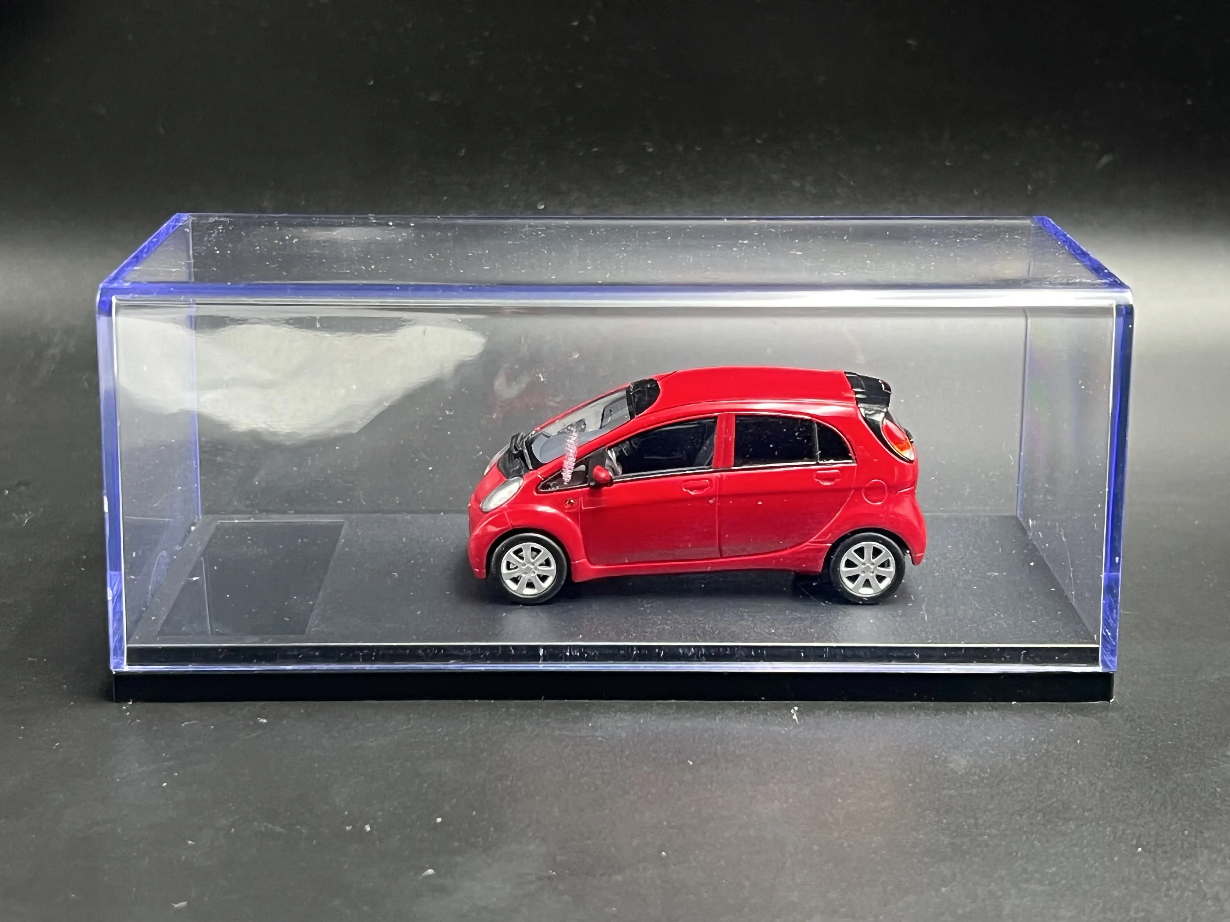 Модель автомобиля Hi-Story 1:43 Mitsubishi I T 2010 из смолы (art.: 3920da0a47569) - 3920da0a47569