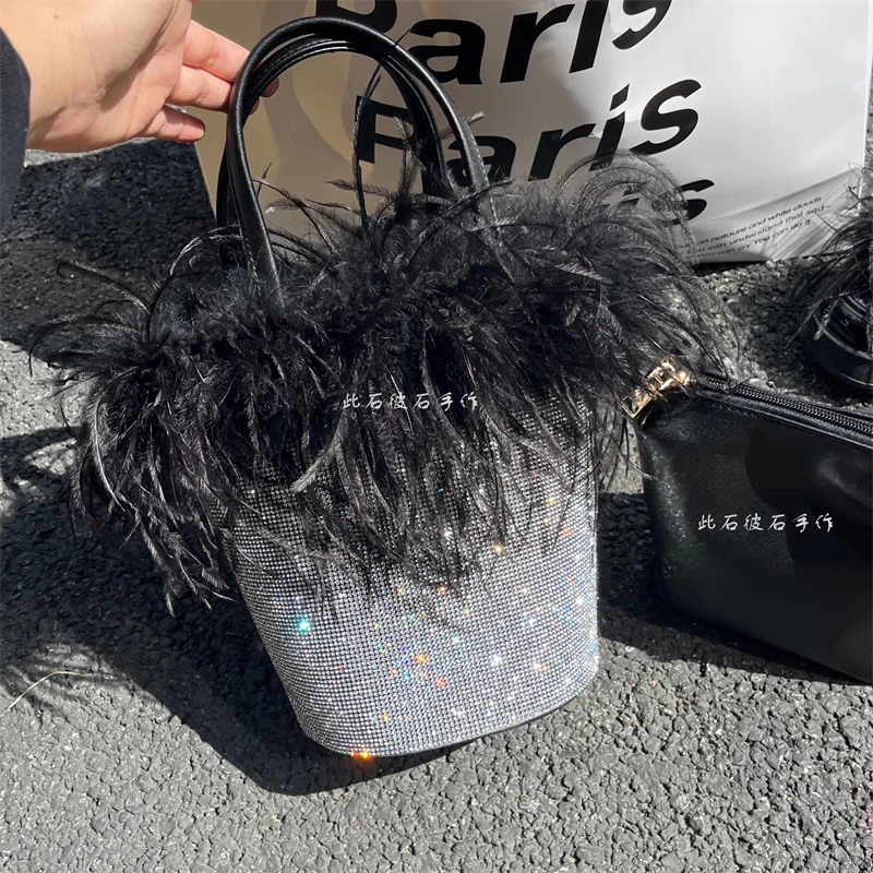 Купи Luxury Ostrich Feather Women's Handbag Crystal Shiny Rhinestone Diamond Evening Bag Party Clutch Purse Shoulder Crossbody Bag за 4,379 рублей в магазине AliExpress