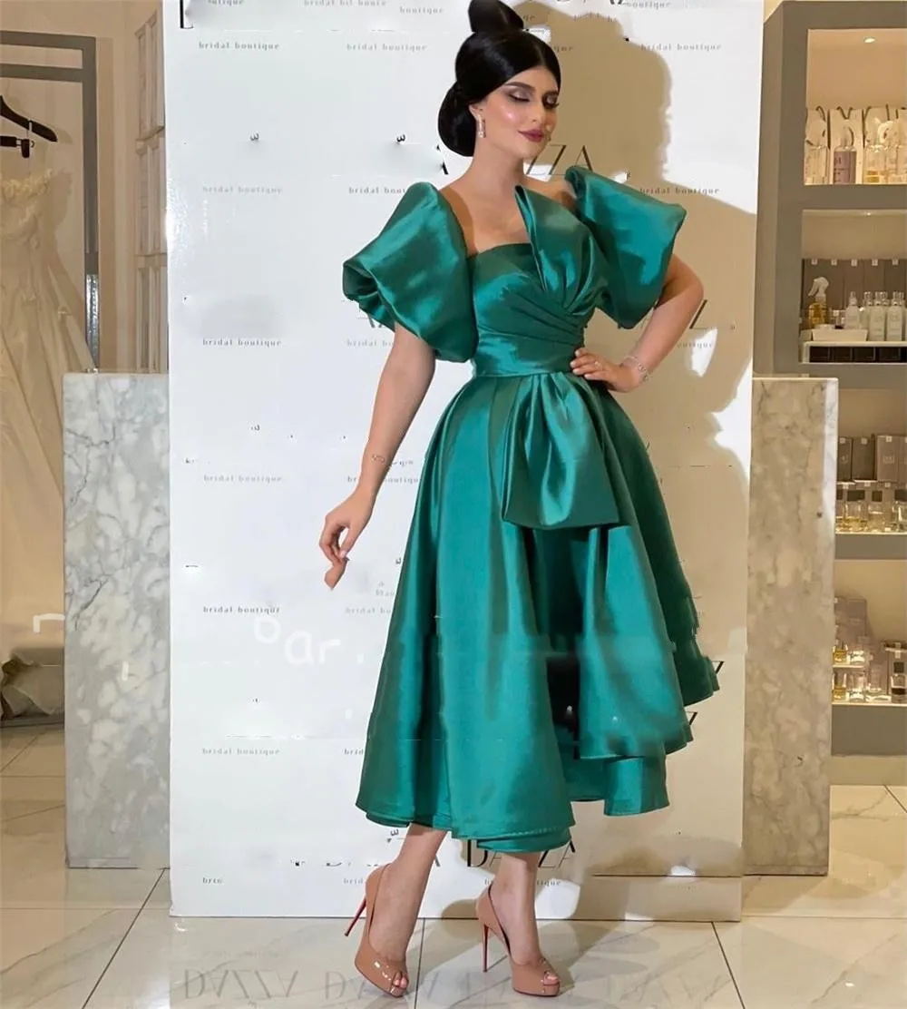 

Huner Green Saudi Arabia Plus Size A Line Prom Dresses Satin Short Sleeves Dubai Draped Pleats Ankle Length Evening Party Gowns