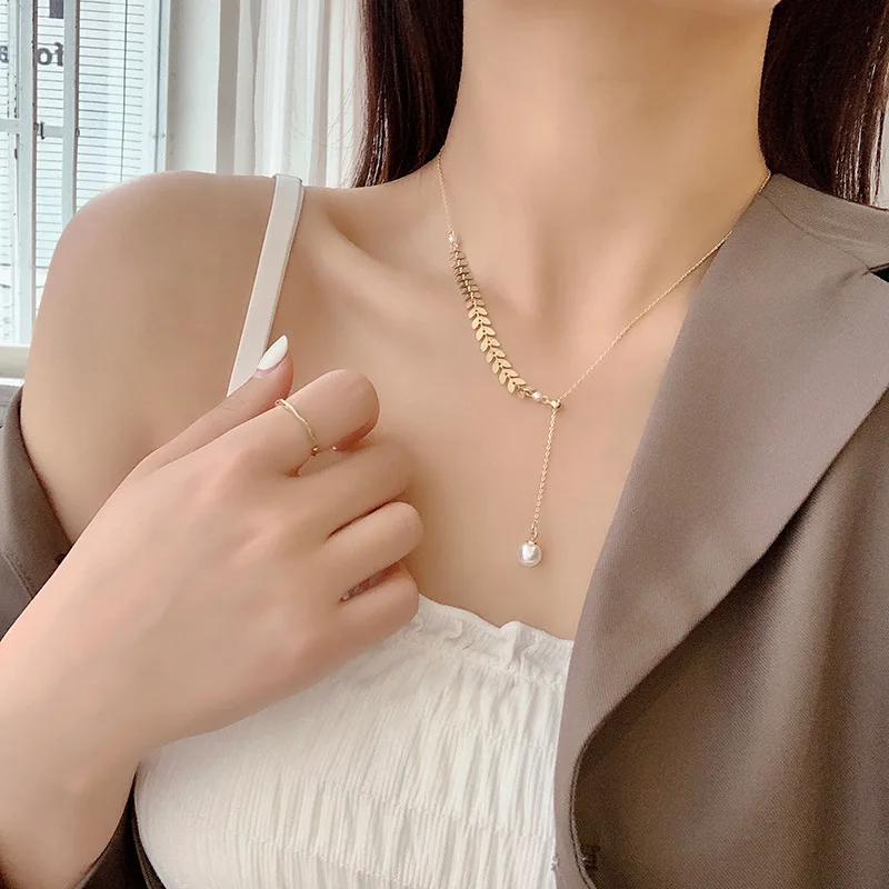

Ear Of Wheat Pearl Long Tassel Pendant Necklace Simple Fashion Titanium Steel Clavicle Chain Temperament Jewelry Accessories