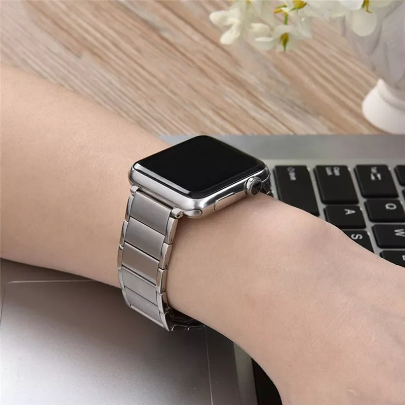 for Apple Watch Band 7 6 5 4 3 SE Stainless Steel Bracelet Apple Watch 44mm 40mm 45/41mm 42/38mm Magnetic Loop for iWatch