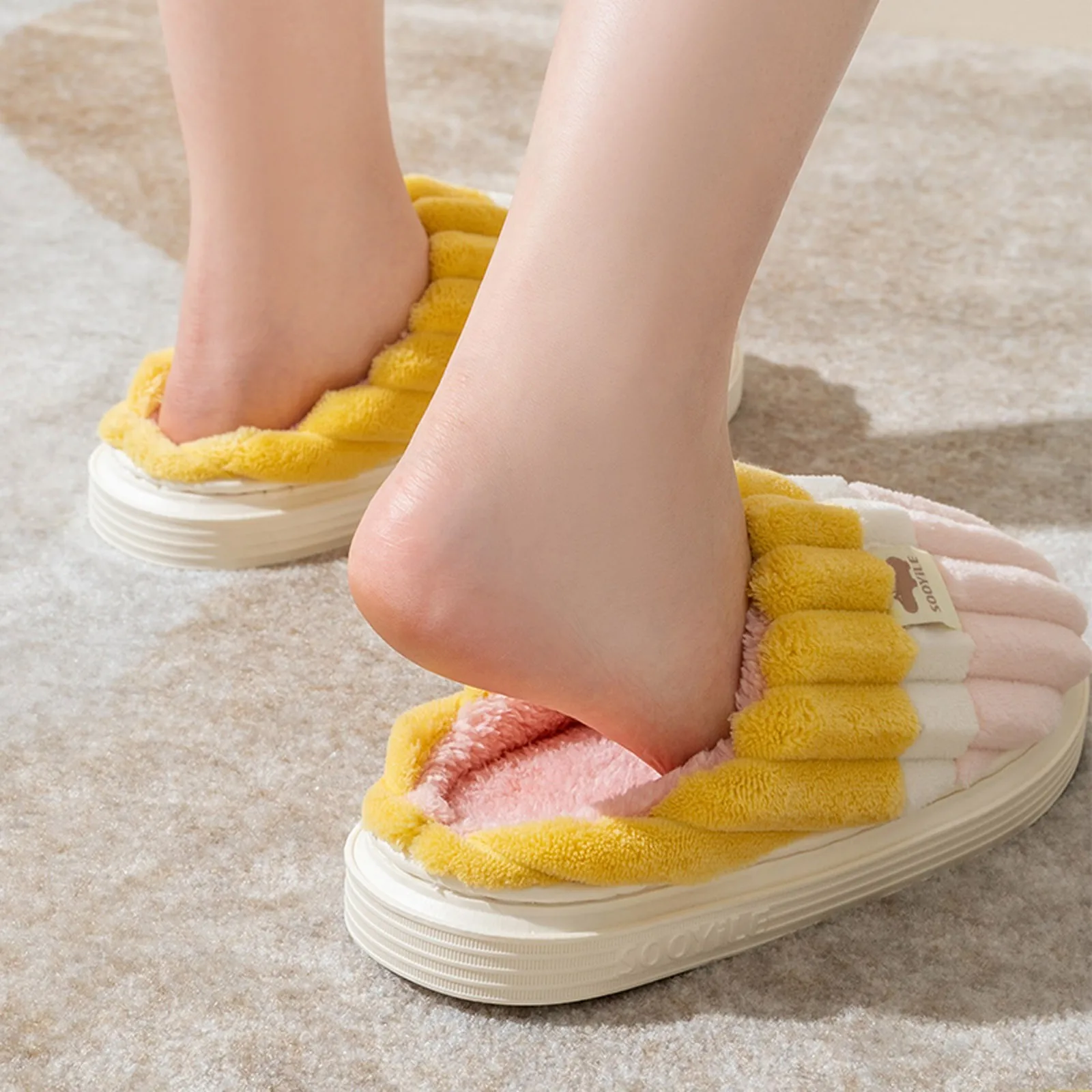 Couples Women Keep Warm Slippers Fluffy Faux Fur Plush House Shoes Home Warm Indoor Slippers Soft Comfy Home Fur Cushion Slides