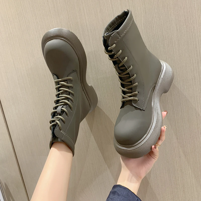 

Platform Boots Women's Fashion 2022 Autumn New Women's Boots Solid Color Temperament Outdoor Non Slip Lace Up Women's Shoes