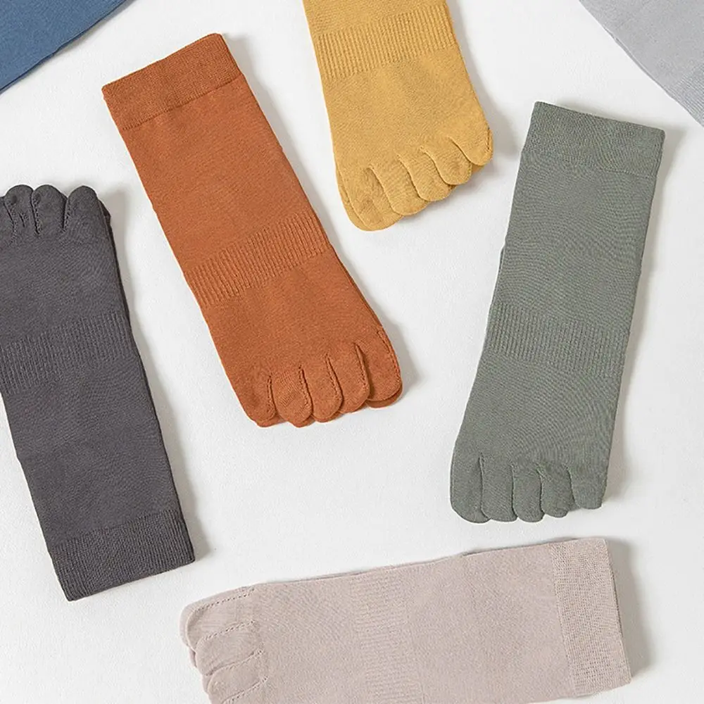 

Breathable Soft Sports Solid Color Split Toe Autumn Five Toe Socks Men's Socks Middle Tube Socks Toe Socks