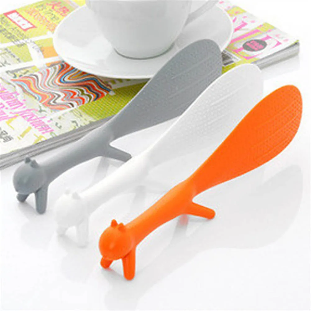 

Creative Lovely Kitchen Supplie Squirrel Shaped Ladle Non Stick Rice Paddle Spoon Plastic Spoon Kitchen Accessories