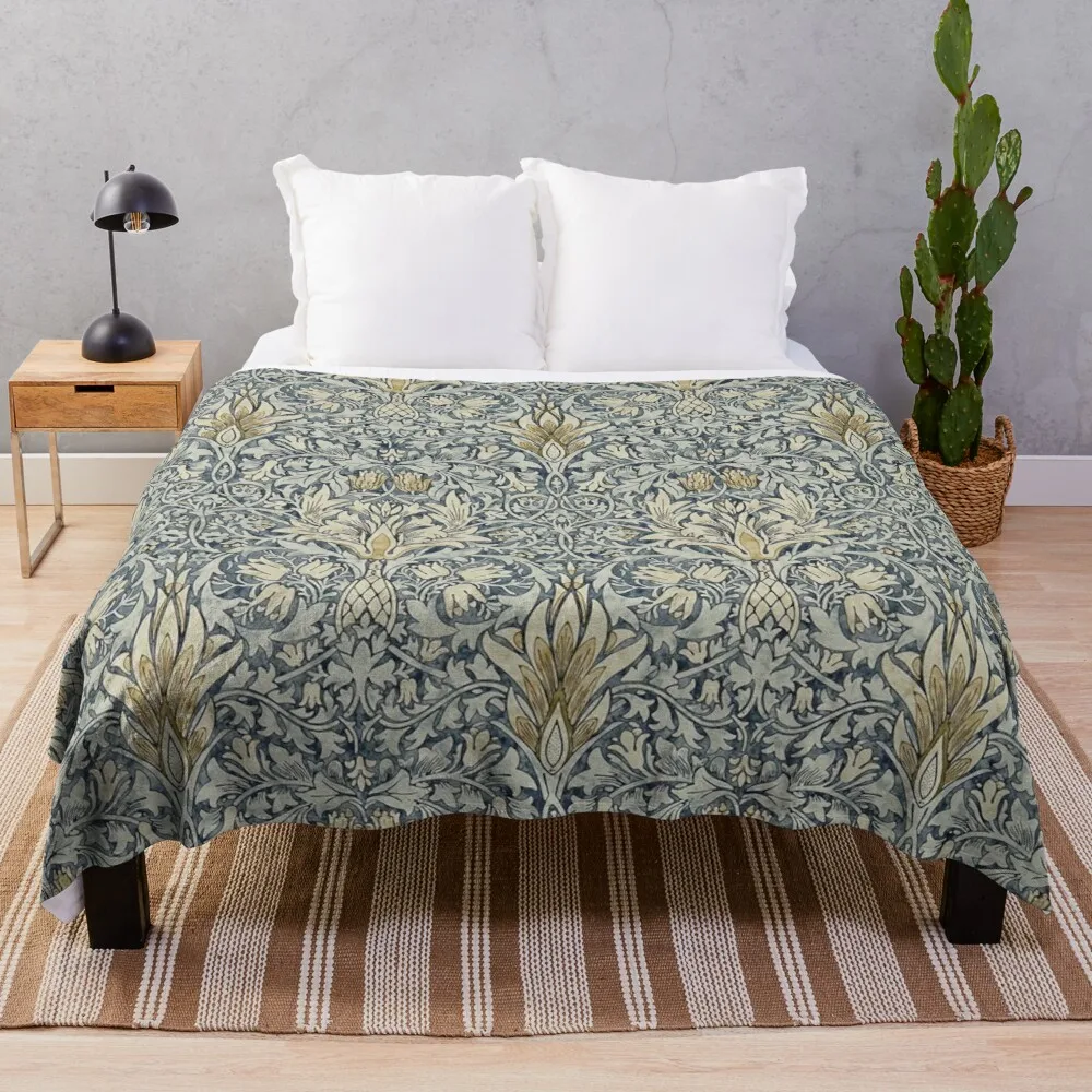 

William Morris Snakeshead pattern Throw Blanket Sofa blanket