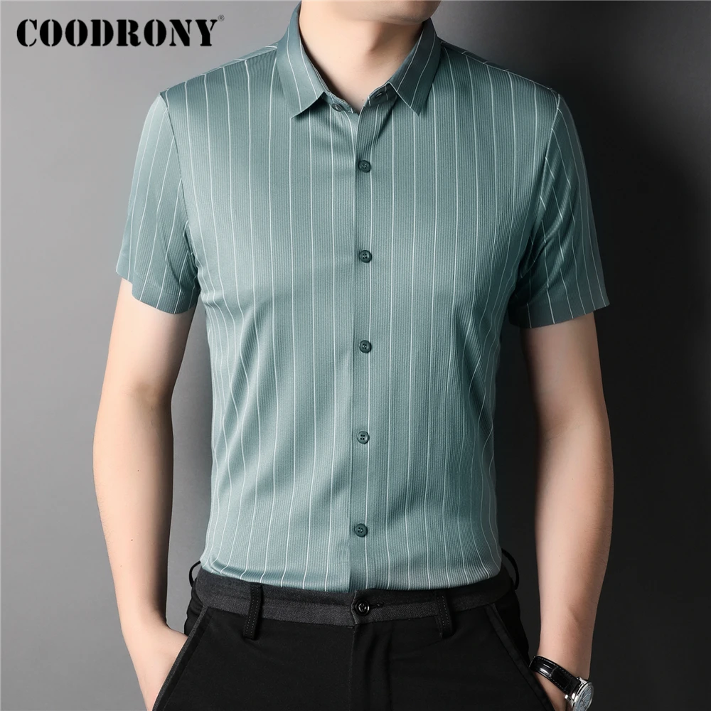 

COODRONY брендовая летняя модная полосатая рубашка с коротким рукавом Homme Новое поступление Повседневная рубашка с отложным воротником мужска...