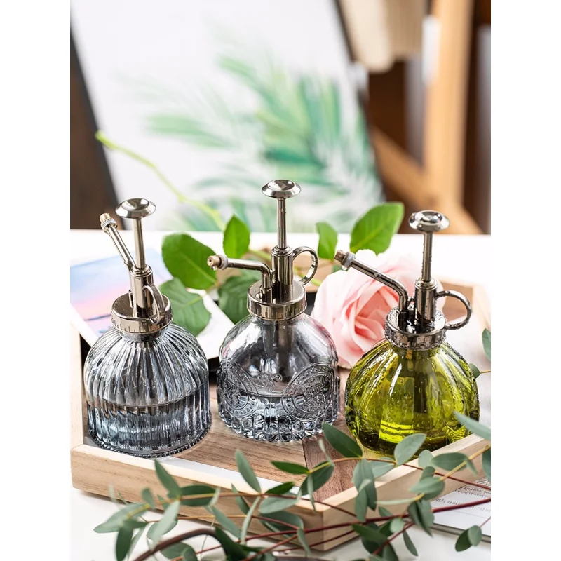 New Embossed  Glass  Air Pressure Gardening Special Retro Small Can Disinfection Watering Bottle Household Glass Spray Bottle