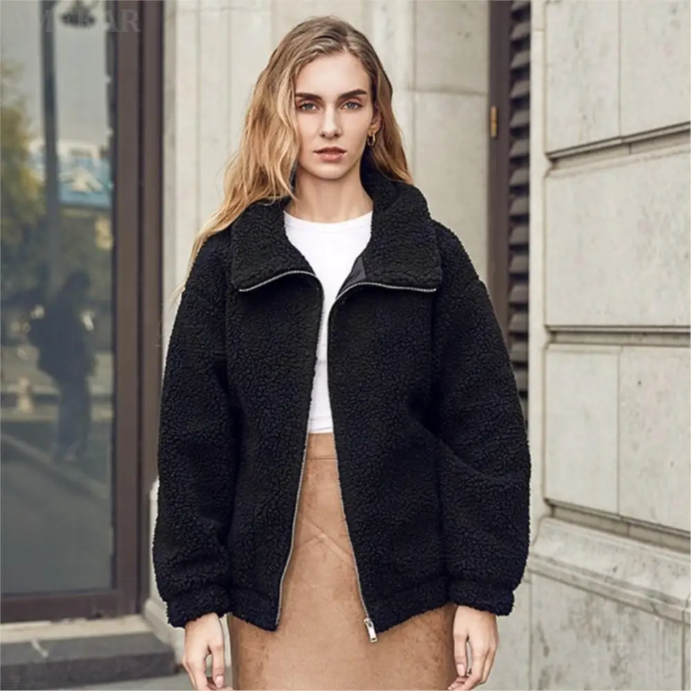 Real Fur Coat Women Luxury Fashion Designer Lapel Parka Winter Fluffy Simple Pure Color Pocket Coat Zipper Women Fur Coat