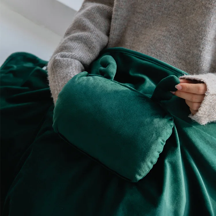 

2022 New Creative Cute Small Electric Blanket Usb Warm-up Blanket Electric Portable Cartoon Electric Heating Blanket