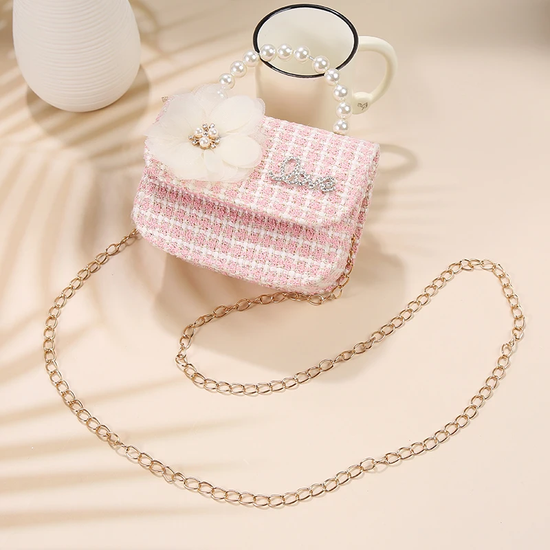 Fashion LOVE Letter Girl Shoulder Messenger Bag Kawaii Flowers Pearl Portable Crossbody Chain Kids Bag Coin Purse Chain Handbag
