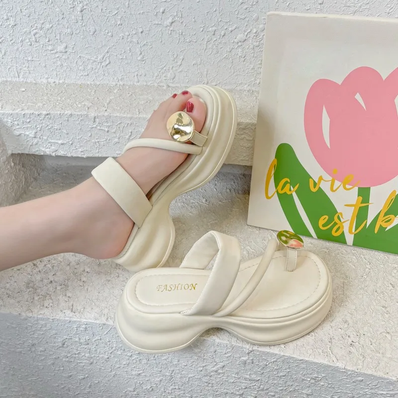 

Summer 2023 Women Thick Bottom Slippers Platform Women Slides Non Slip Flip Flops Designer Shoes Ladies Female Slippers